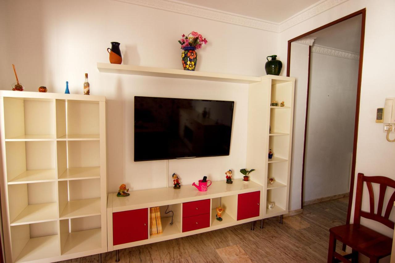 Rentalsevilla Centrico Apartamento Junto Al Guadalquivir Con Parking Coche Mediano Екстериор снимка